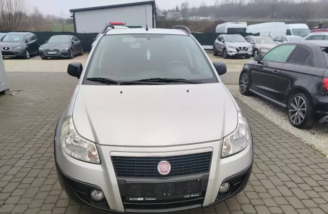 FIAT Sedici 1.6 i 16V (107 KM)