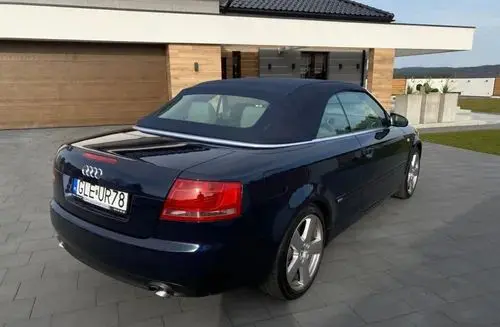 AUDI Cabriolet 