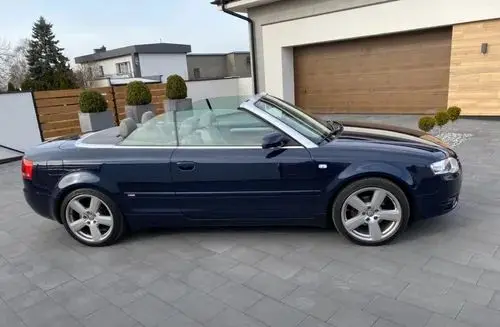 AUDI Cabriolet 
