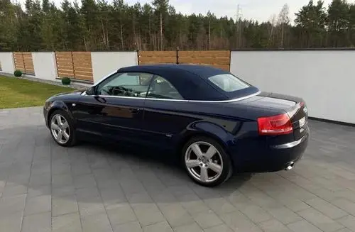 AUDI Cabriolet 