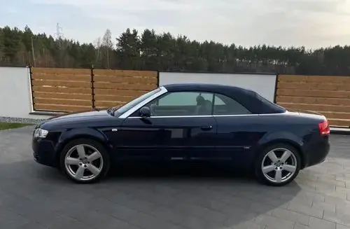 AUDI Cabriolet 