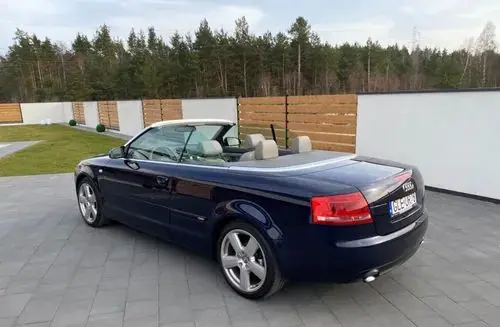 AUDI Cabriolet 
