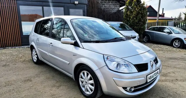 RENAULT Grand Scenic 2.0 16V Privilege