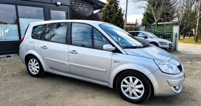 RENAULT Grand Scenic 2.0 16V Privilege