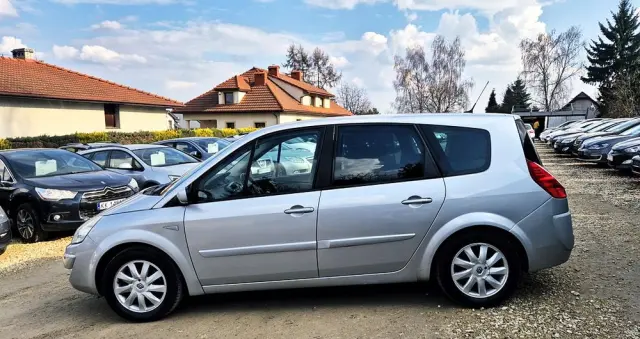 RENAULT Grand Scenic 2.0 16V Privilege