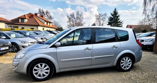 RENAULT Grand Scenic 2.0 16V Privilege