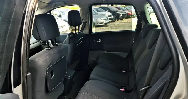 RENAULT Grand Scenic 2.0 16V Privilege