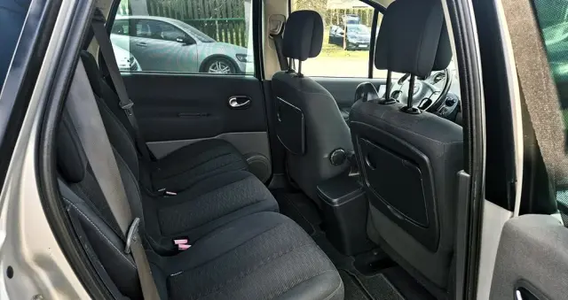 RENAULT Grand Scenic 2.0 16V Privilege