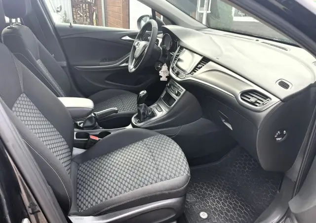 OPEL Astra V 1.4 T Enjoy