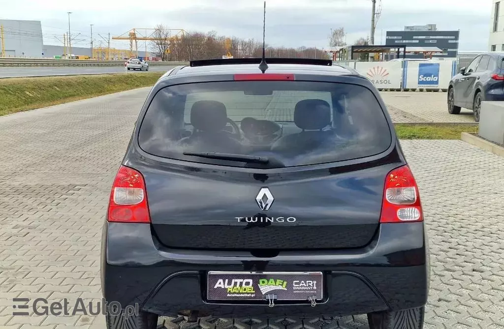 RENAULT Twingo 