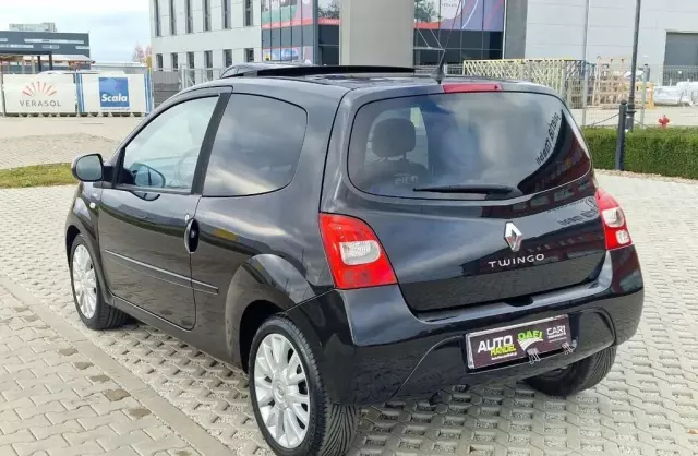 RENAULT Twingo 
