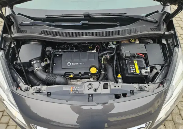 OPEL Meriva 1.4 T Cosmo