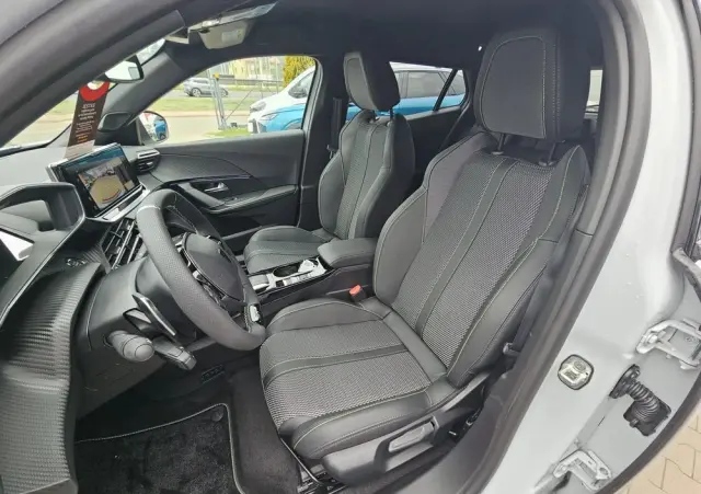 PEUGEOT 2008 PureTech mHEV GT e-DCS6