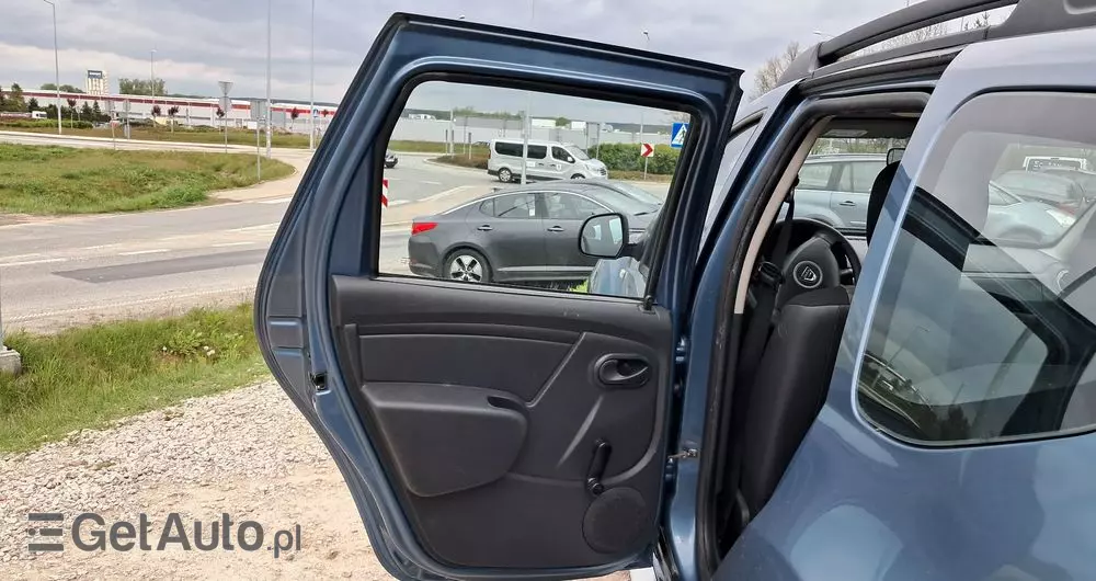 DACIA Duster 1.6 16V 4x2 Laureate