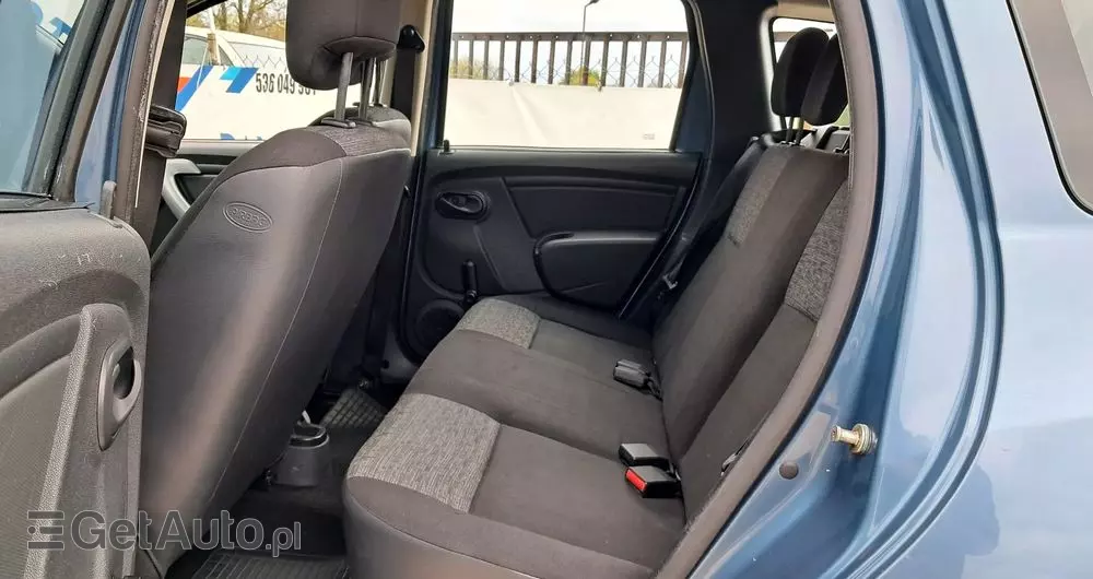 DACIA Duster 1.6 16V 4x2 Laureate