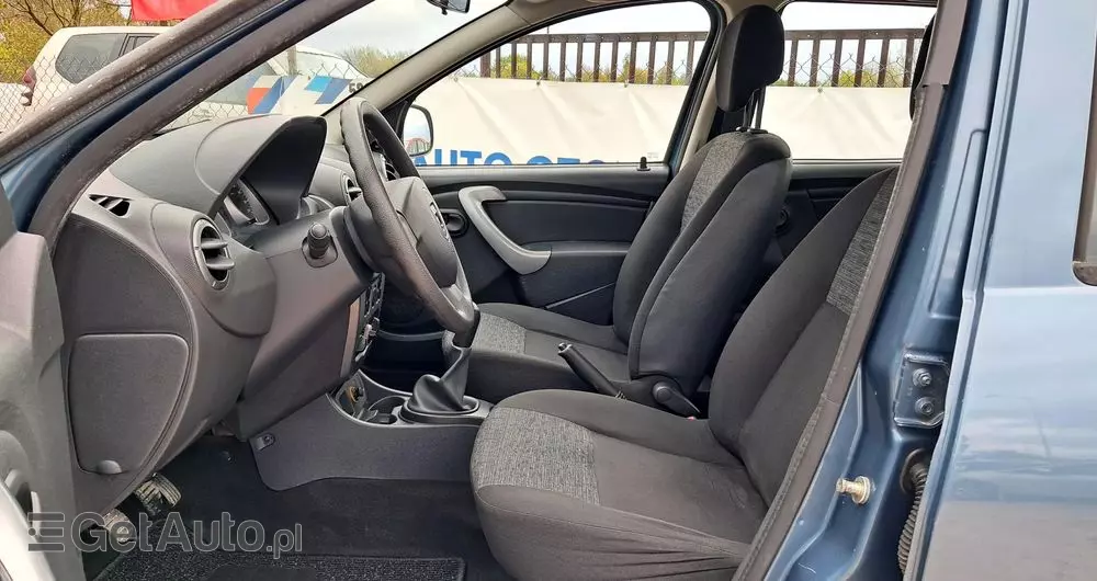 DACIA Duster 1.6 16V 4x2 Laureate