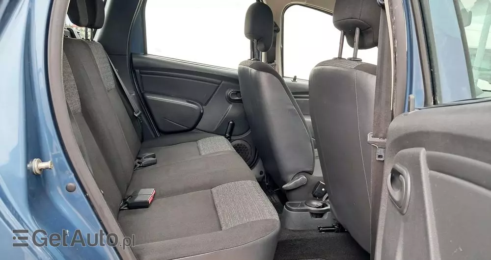 DACIA Duster 1.6 16V 4x2 Laureate