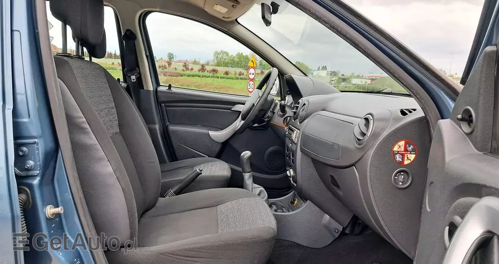 DACIA Duster 1.6 16V 4x2 Laureate