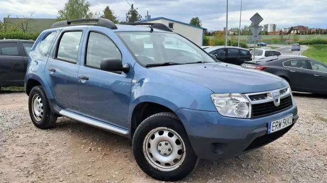 DACIA Duster 1.6 16V 4x2 Laureate