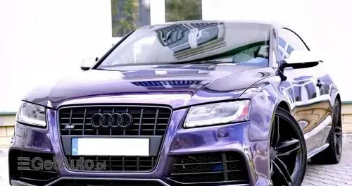 AUDI S5 