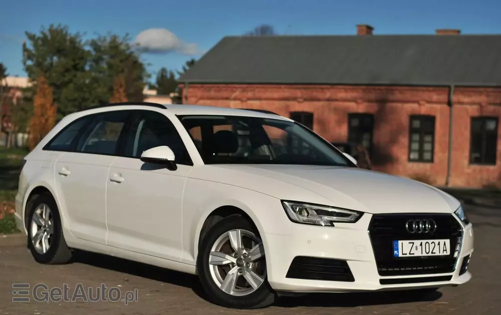 AUDI A4 35 TFSI S tronic