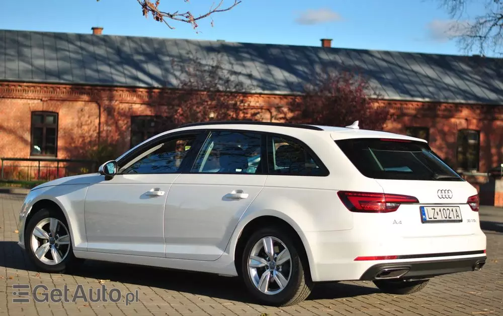 AUDI A4 35 TFSI S tronic