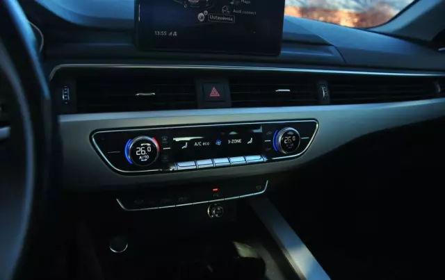 AUDI A4 35 TFSI S tronic