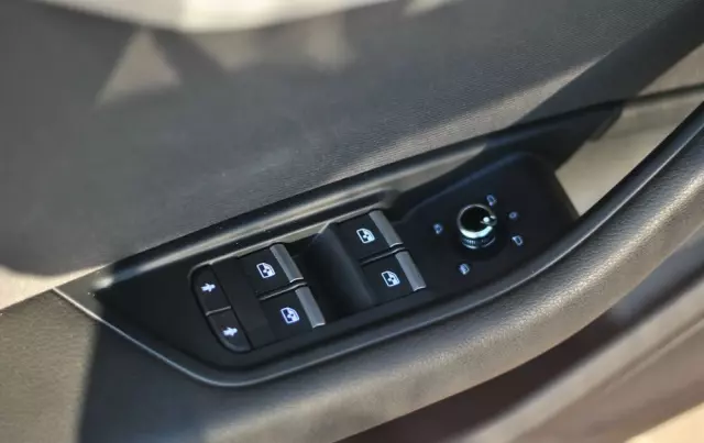 AUDI A4 35 TFSI S tronic