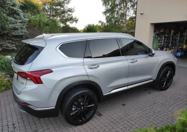 HYUNDAI Santa Fe 1.6 T-GDI HEV Platinum 4WD