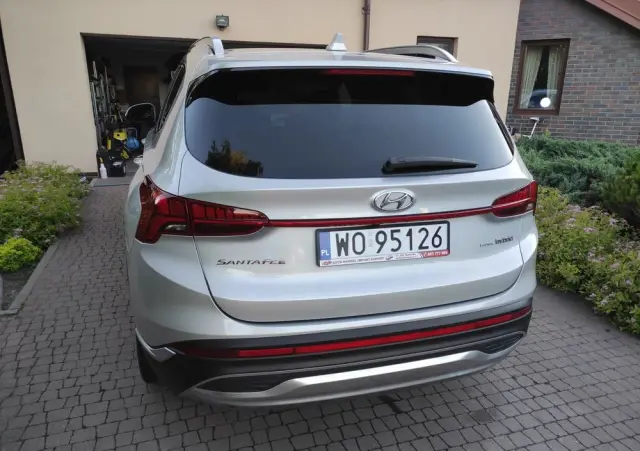 HYUNDAI Santa Fe 1.6 T-GDI HEV Platinum 4WD