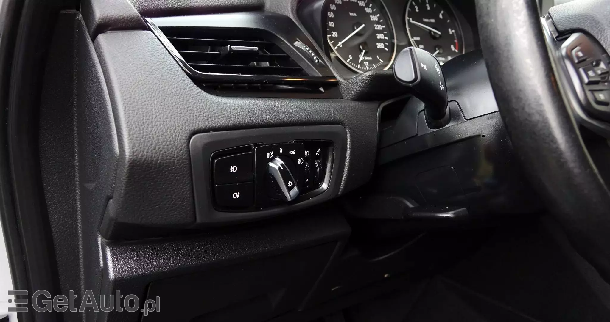 BMW Seria 2 218d Active Tourer Advantage