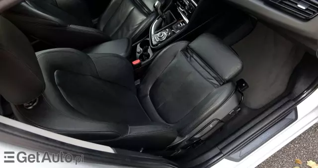 BMW Seria 2 218d Active Tourer Advantage