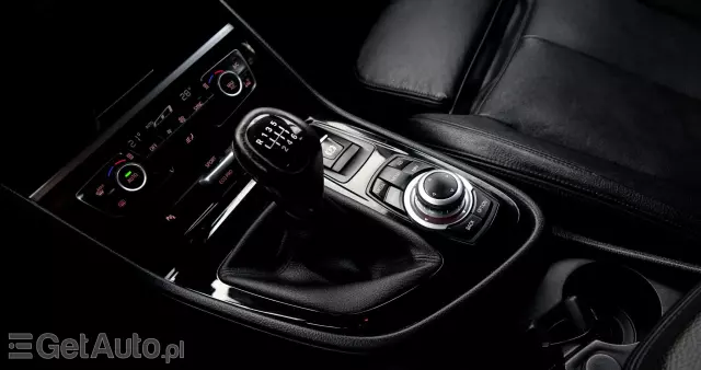 BMW Seria 2 218d Active Tourer Advantage