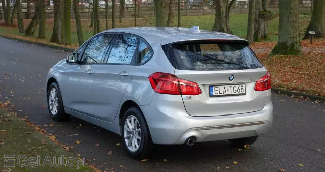 BMW Seria 2 218d Active Tourer Advantage