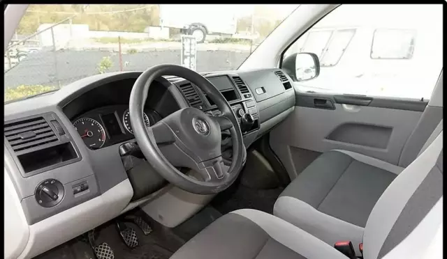 VOLKSWAGEN TRANSPORTER 