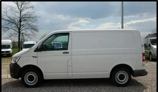 VOLKSWAGEN TRANSPORTER 