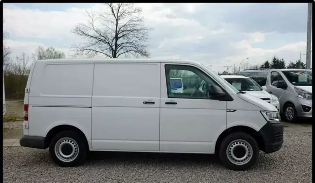 VOLKSWAGEN TRANSPORTER 