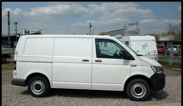 VOLKSWAGEN TRANSPORTER 
