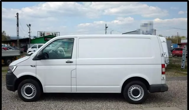VOLKSWAGEN TRANSPORTER 