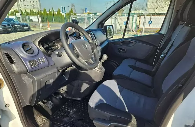 OPEL Vivaro 