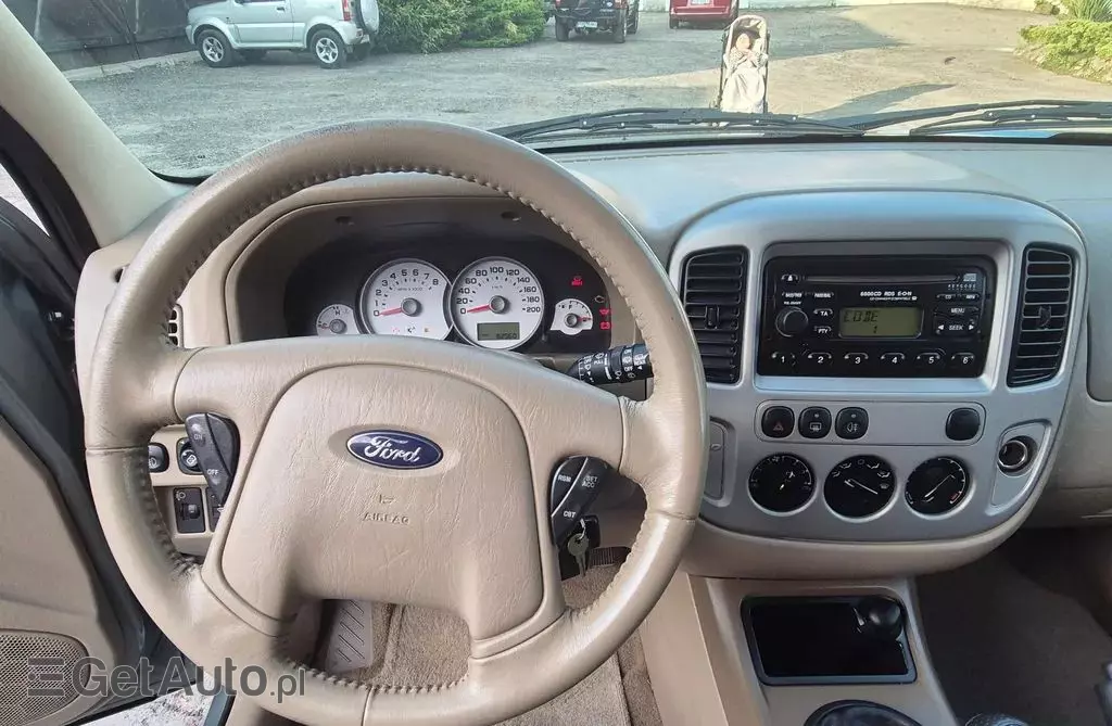 FORD Maverick 2.3 i 16V AWD (150 KM)