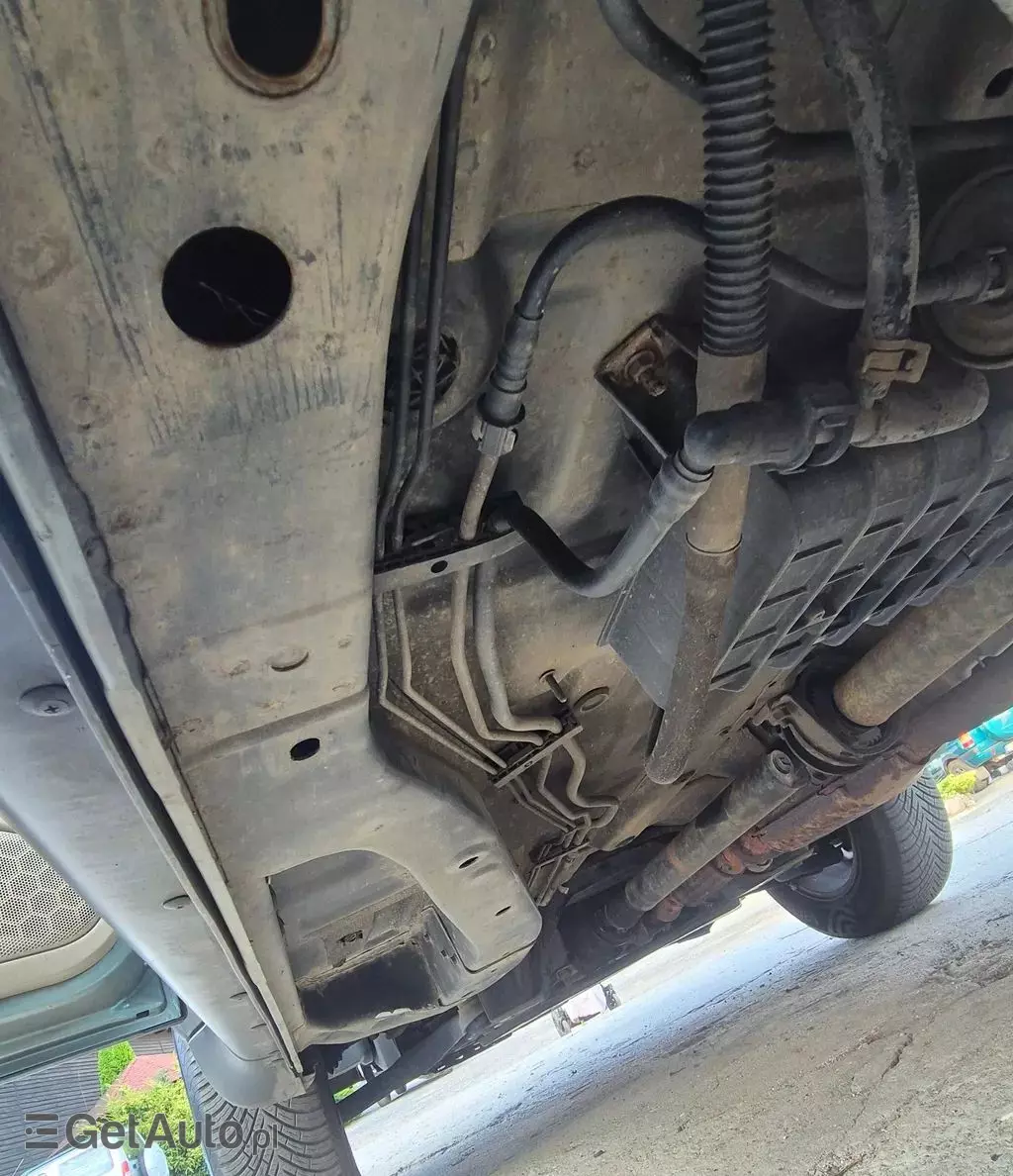 FORD Maverick 2.3 i 16V AWD (150 KM)