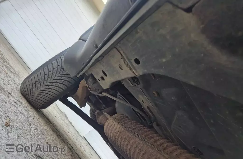 FORD Maverick 2.3 i 16V AWD (150 KM)