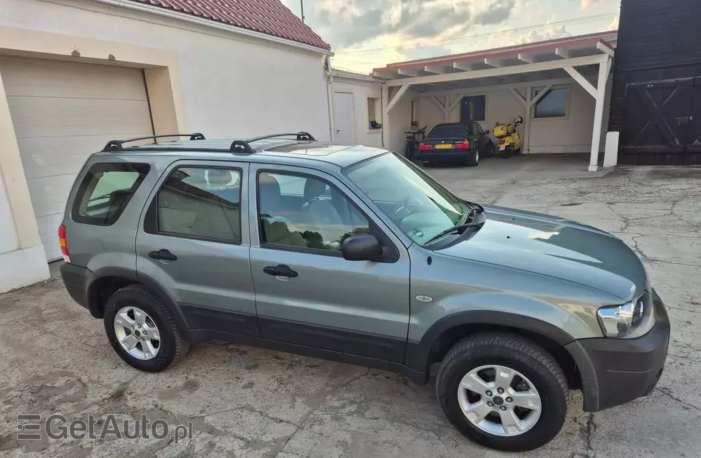 FORD Maverick 2.3 i 16V AWD (150 KM)