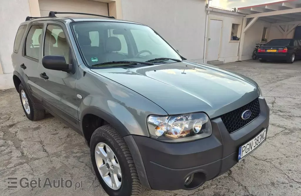 FORD Maverick 2.3 i 16V AWD (150 KM)