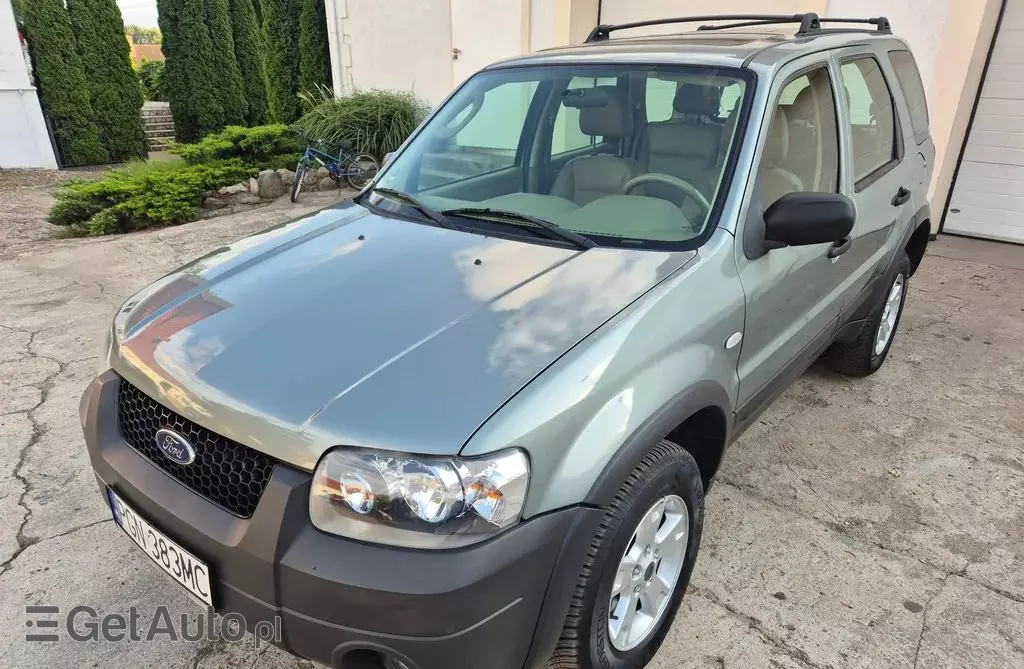 FORD Maverick 2.3 i 16V AWD (150 KM)