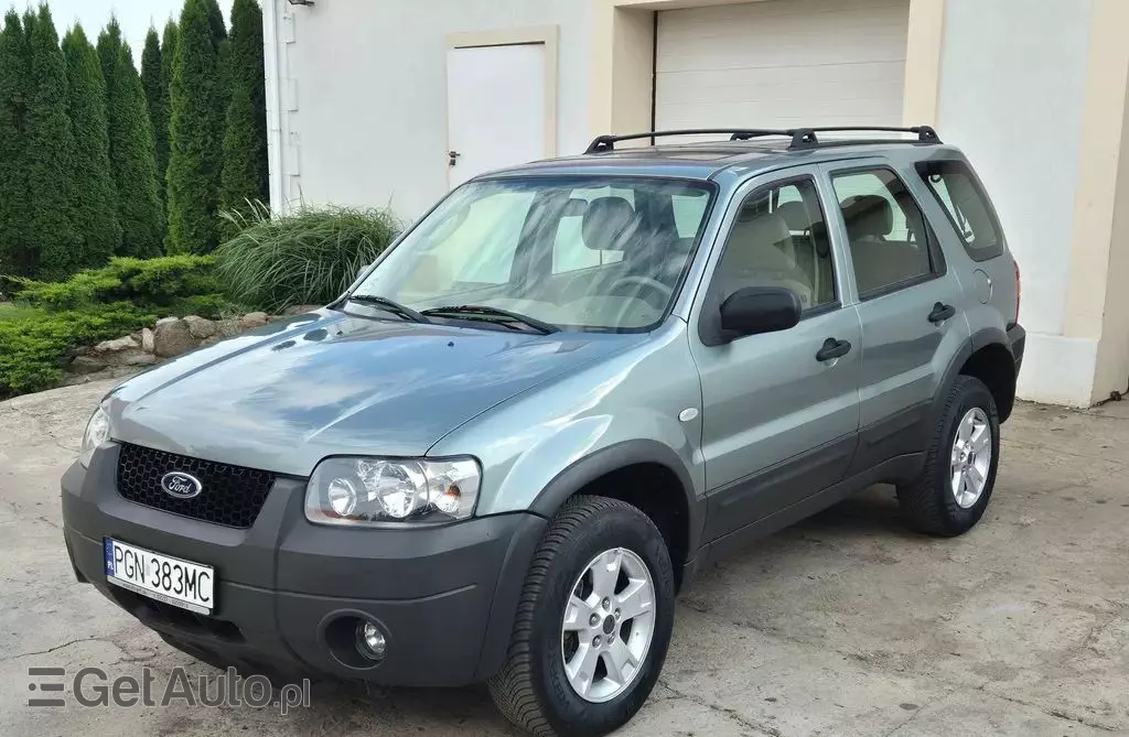 FORD Maverick 2.3 i 16V AWD (150 KM)