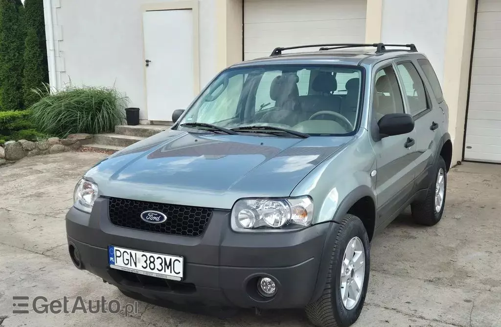 FORD Maverick 2.3 i 16V AWD (150 KM)