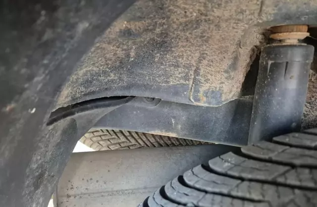 FORD Maverick 2.3 i 16V AWD (150 KM)