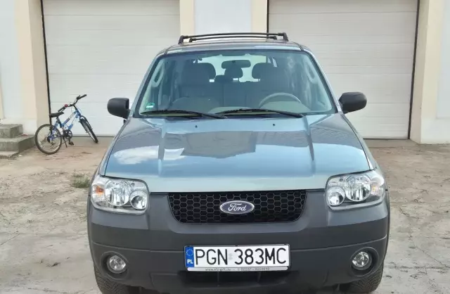 FORD Maverick 2.3 i 16V AWD (150 KM)